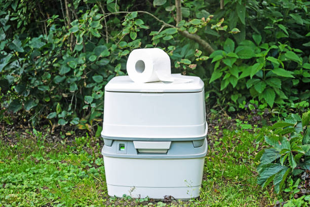Best Construction site porta potty rental  in Iowa City, IA