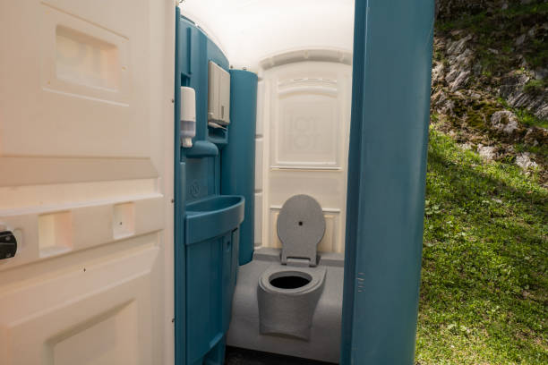  Iowa City, IA Porta Potty Rental Pros