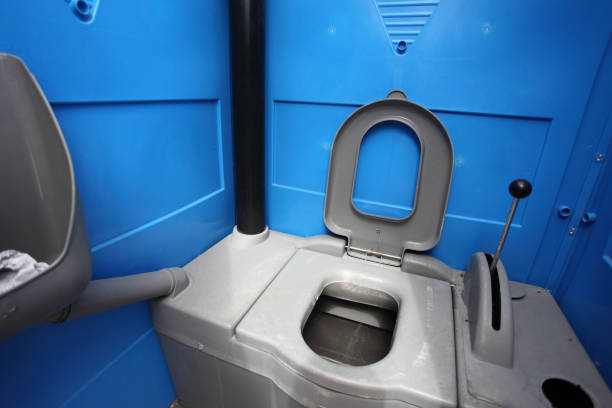 Best Local porta potty services  in Iowa City, IA